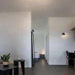 酒店 Colombos Beachfront 5*