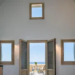 Colombos Beachfront 5*