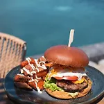 Colombos Beachfront 酒店
