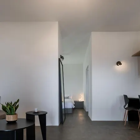 Hotel Colombos Beachfront 5*