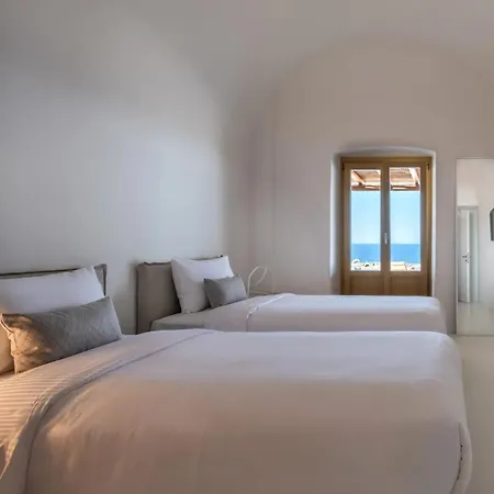 Hotell Colombos Beachfront 5*