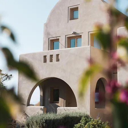 Colombos Beachfront Hotel 5*