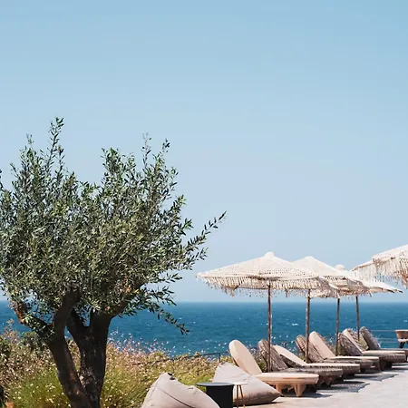 Hotel Colombos Beachfront 5*