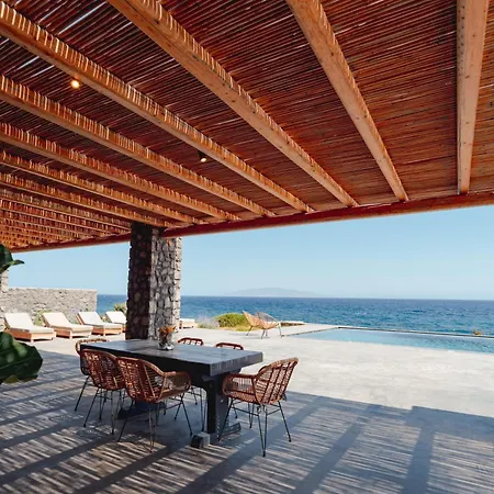 Hotel Colombos Beachfront 5*