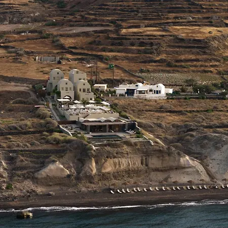 Colombos Beachfront 5* Foinikiá