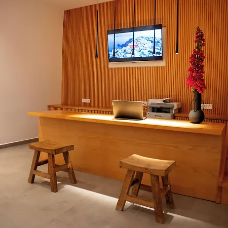 Colombos Beachfront Hotel 5*