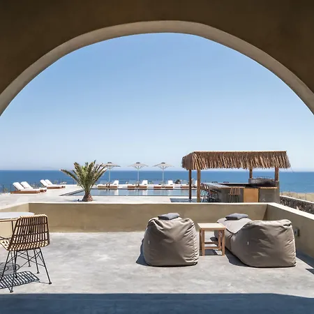 Colombos Beachfront