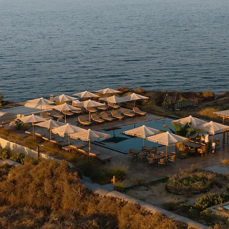 Colombos Beachfront