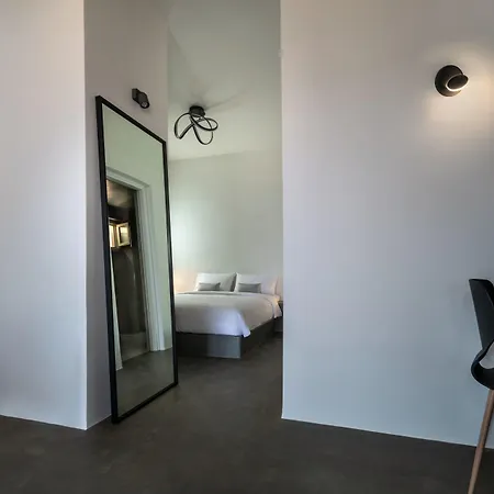 Colombos Beachfront