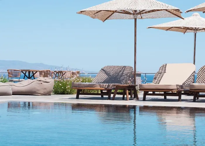 Hotel Colombos Beachfront 5*