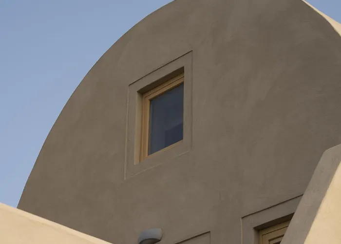 Colombos Beachfront 5* Foinikiá