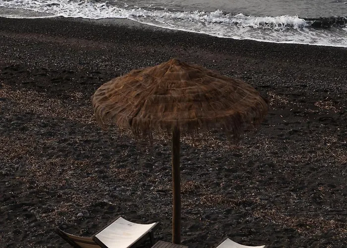 Colombos Beachfront 5*