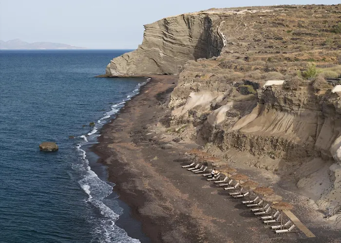 Colombos Beachfront Foinikiá